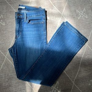 Levis Bootcut Jeans